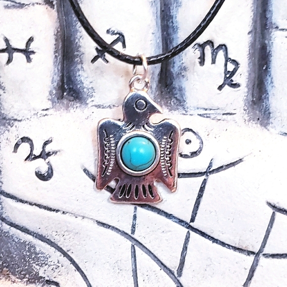 Necklace Thunderbird Howlite Charm Necklace NWT Strength - Picture 2 of 6